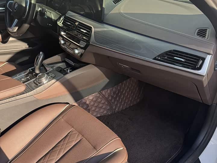 Фото 8 - BMW 5 Series