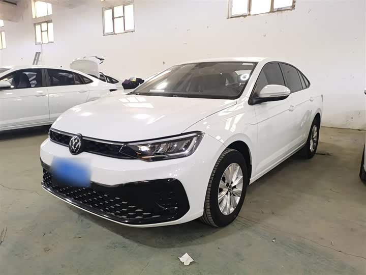 Фото 2 - Volkswagen Lavida