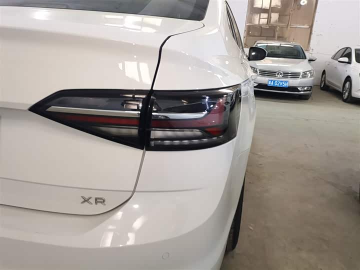 Фото 8 - Volkswagen Lavida