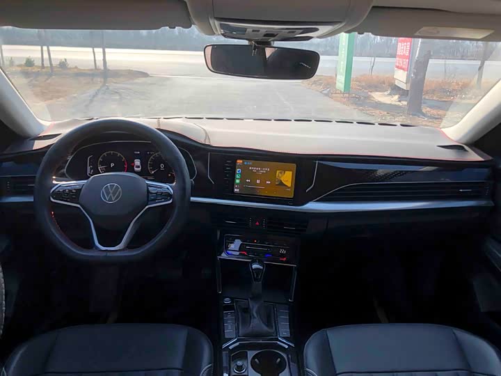 Фото 7 - Volkswagen Passat