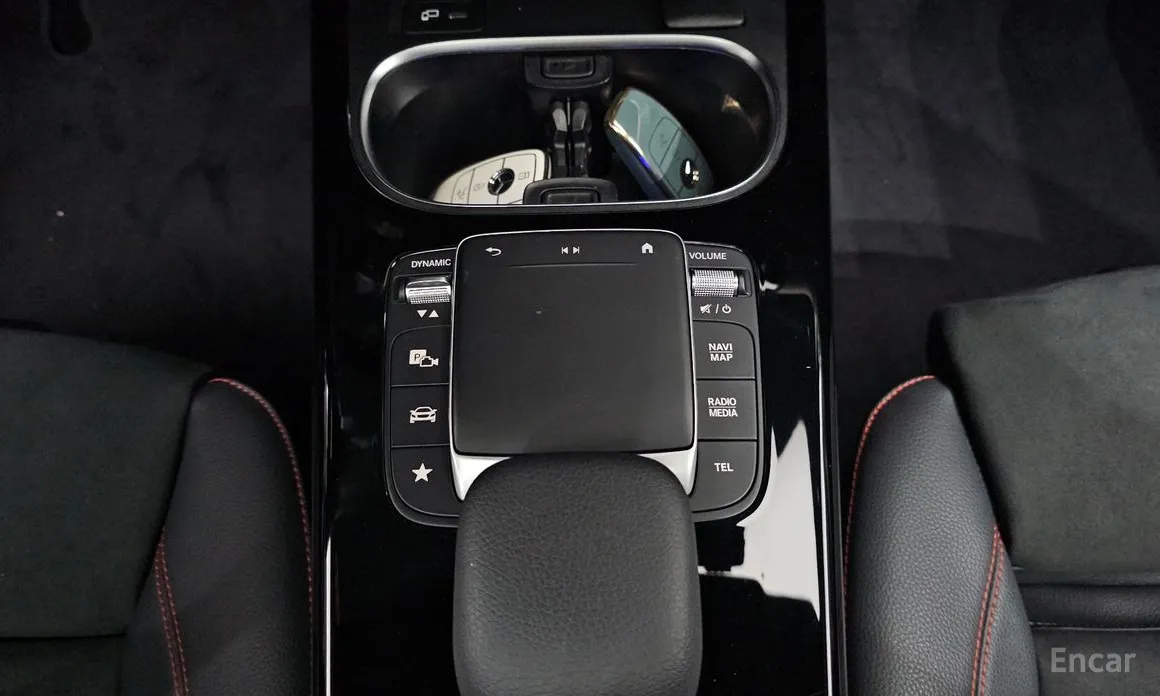 Фото 18 - Mercedes-Benz CLA-Class