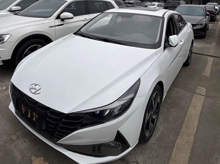 Фото 1 - Hyundai Elantra N line