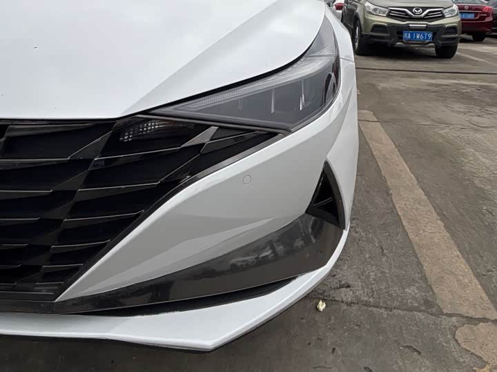 Фото 5 - Hyundai Elantra N line