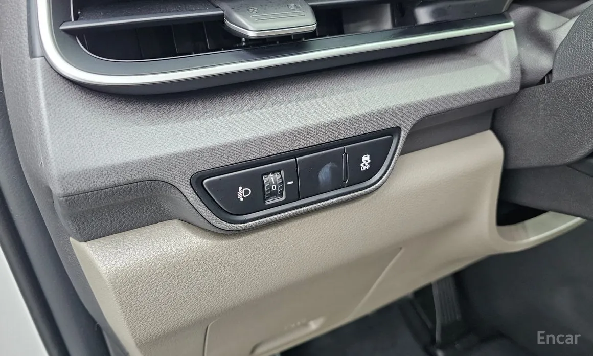 Фото 15 - Kia Carnival