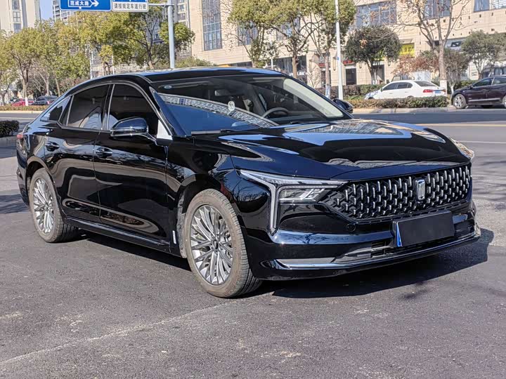 Фото 3 - Bestune B70