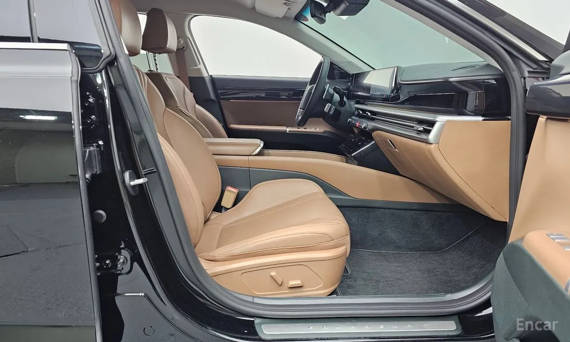 Фото 11 - Hyundai Grandeur