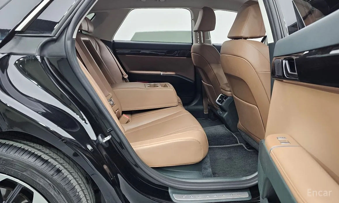 Фото 12 - Hyundai Grandeur