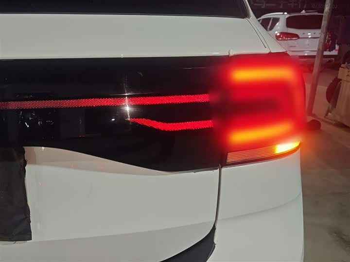 Фото 8 - Volkswagen T-Cross