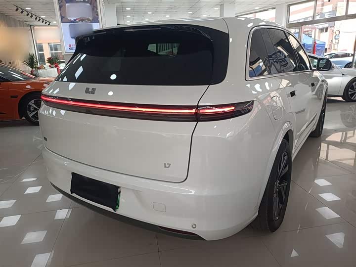 Фото 7 - LiXiang L7