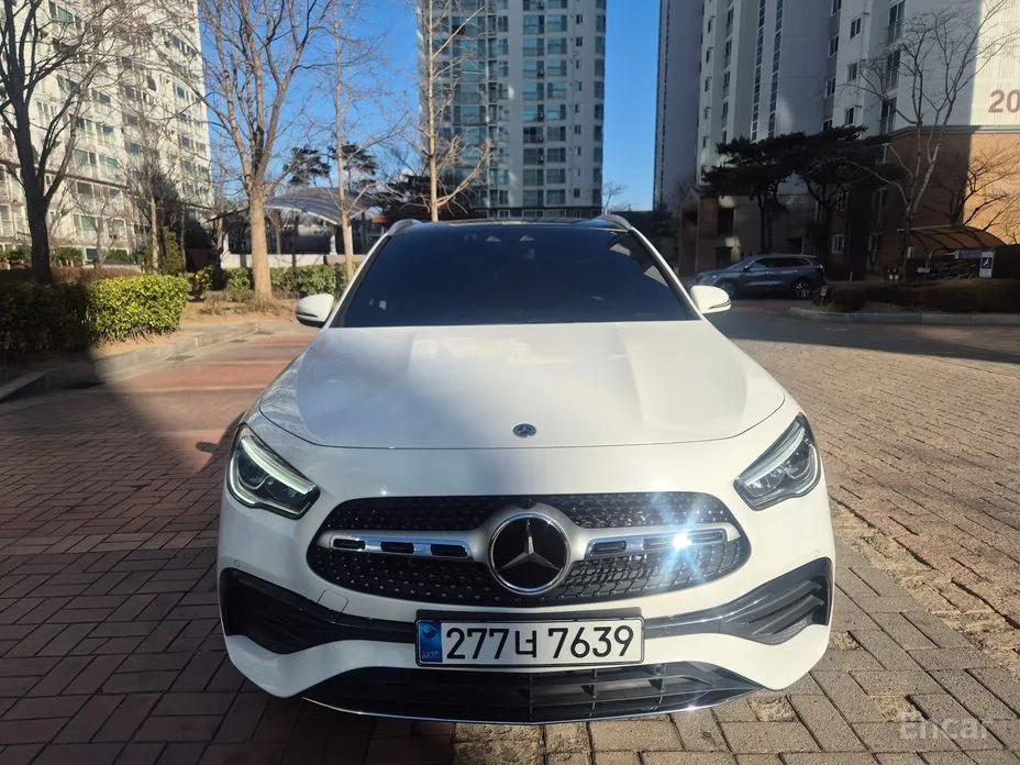 Фото 1 - Mercedes-Benz GLA-Class