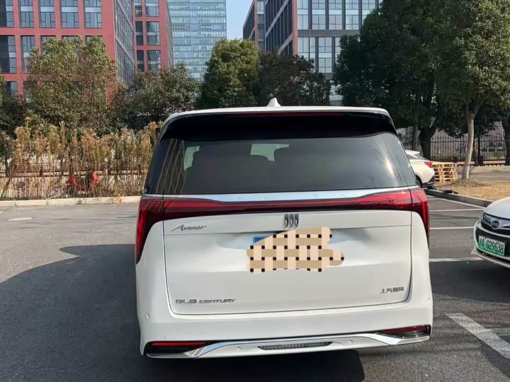 Фото 2 - Buick GL8 Century