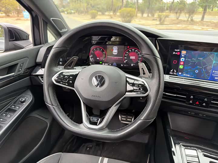 Фото 9 - Volkswagen Golf