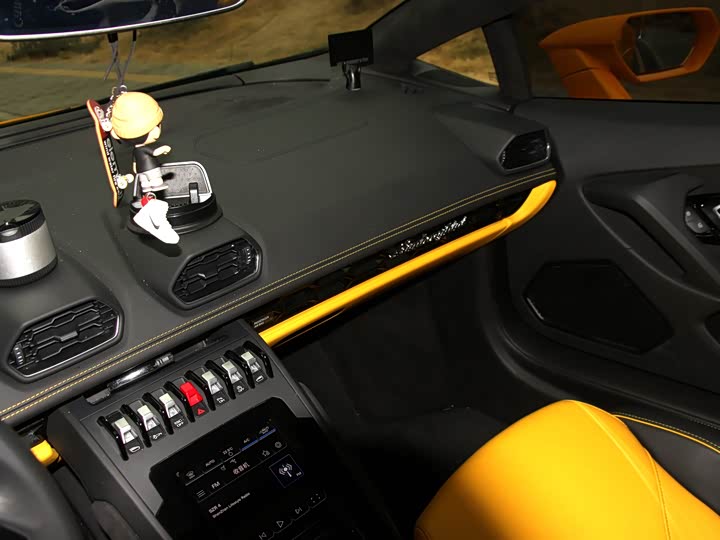 Фото 8 - Lamborghini Huracán