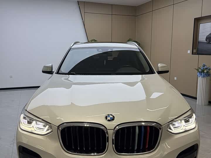 Фото 2 - BMW X3