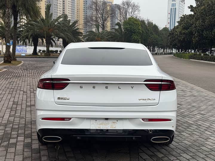 Фото 5 - Geely Preface