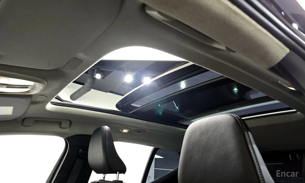 Фото 18 - Volvo XC40