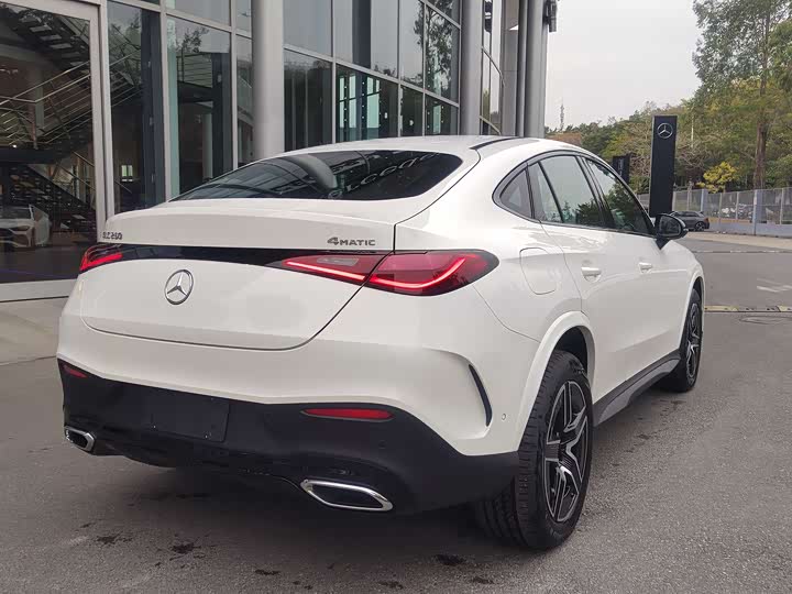 Фото 9 - Mercedes-Benz GLC-Class Coupe