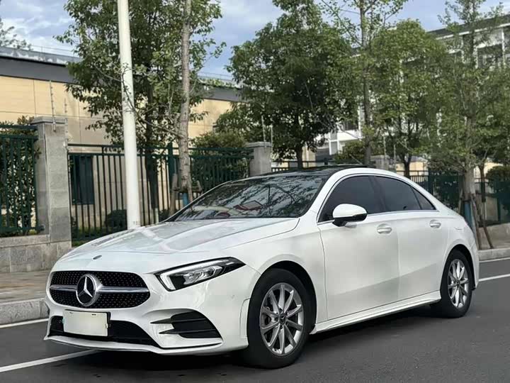 Фото 1 - Mercedes-Benz A-Class