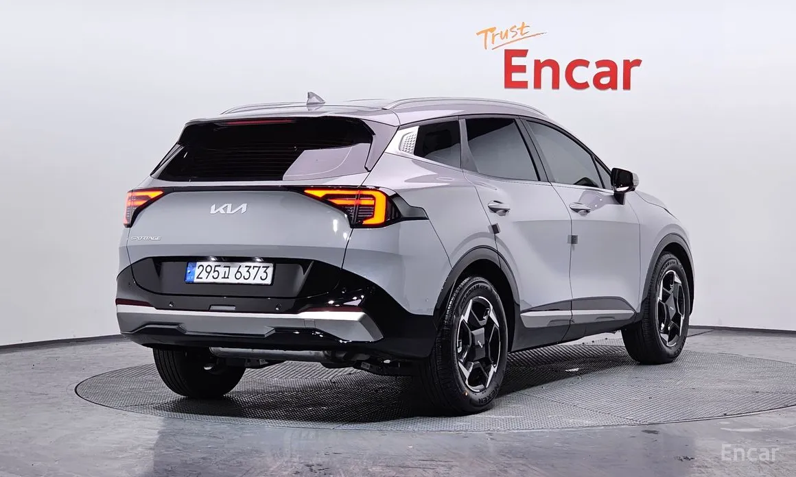 Фото 2 - Kia Sportage