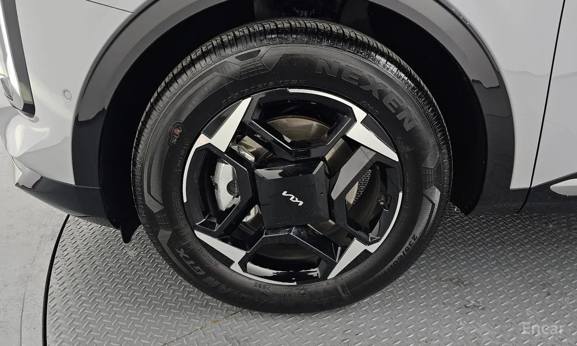 Фото 5 - Kia Sportage