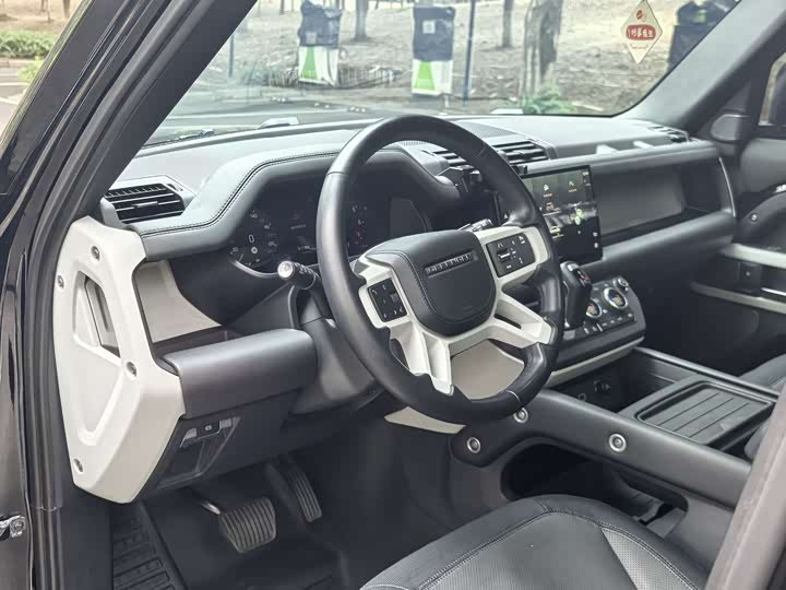 Фото 6 - Land Rover Defender