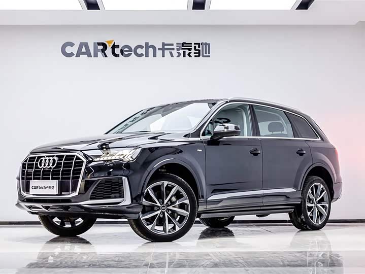 Фото 3 - Audi Q7
