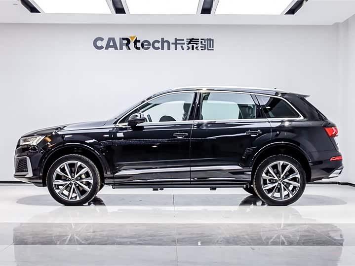 Фото 4 - Audi Q7