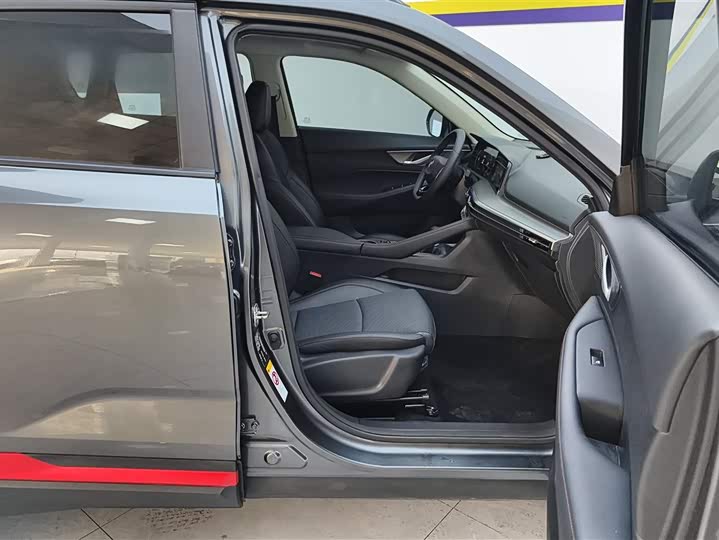 Фото 8 - Changan CS35 Plus