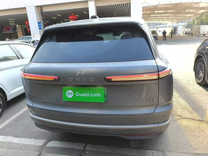 Фото 6 - Nio Onvo L90