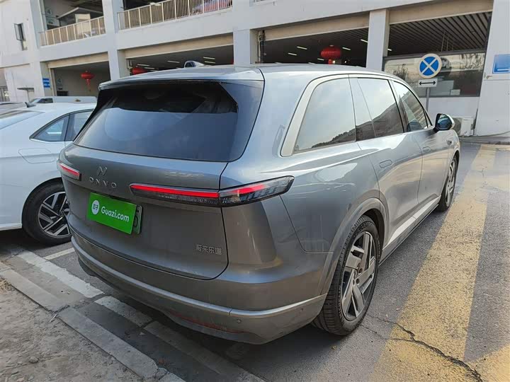 Фото 7 - Nio Onvo L90