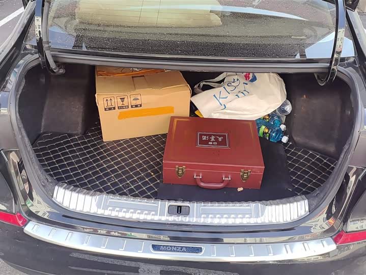 Фото 4 - Chevrolet Monza