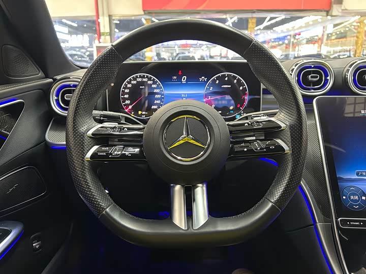 Фото 8 - Mercedes-Benz C-Class