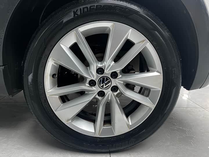 Фото 6 - Volkswagen T-Cross