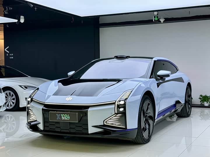 Фото 1 - HiPhi Z