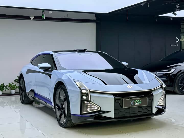 Фото 3 - HiPhi Z