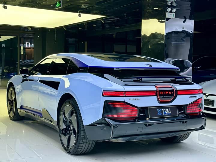 Фото 6 - HiPhi Z