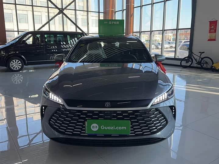 Фото 3 - BYD Qin Plus