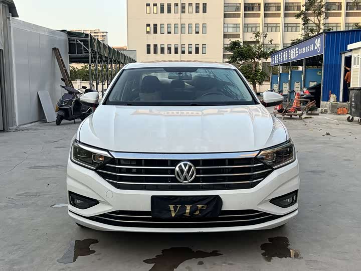 Фото 2 - Volkswagen Sagitar L