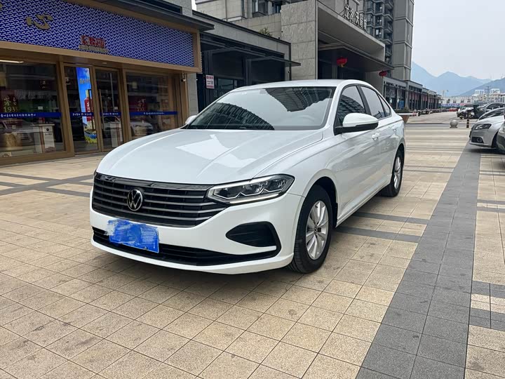 Фото 1 - Volkswagen Lavida