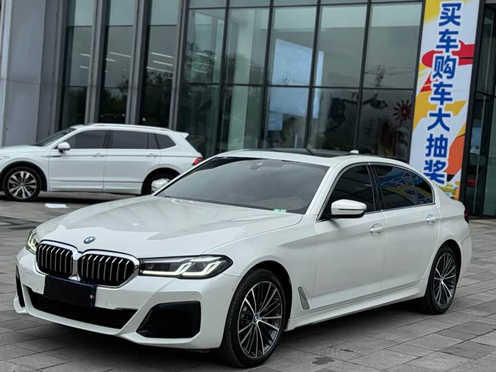 Фото 1 - BMW 5 Series