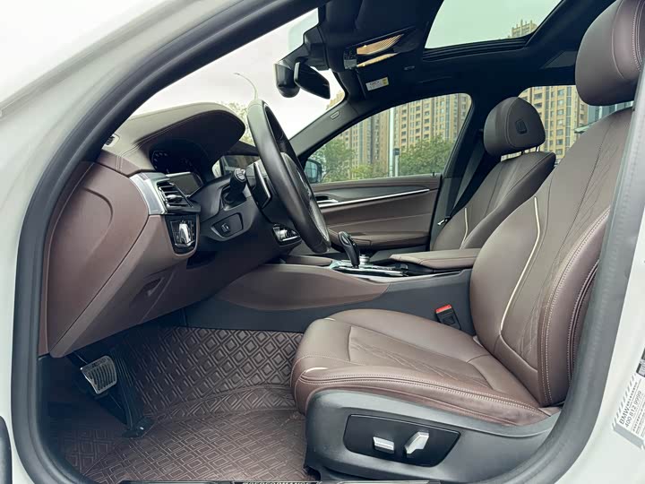 Фото 4 - BMW 5 Series