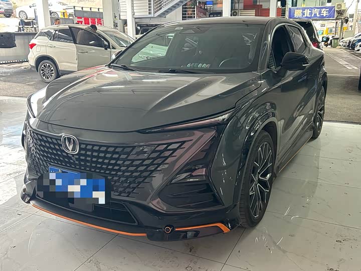 Фото 1 - Changan UNI-T