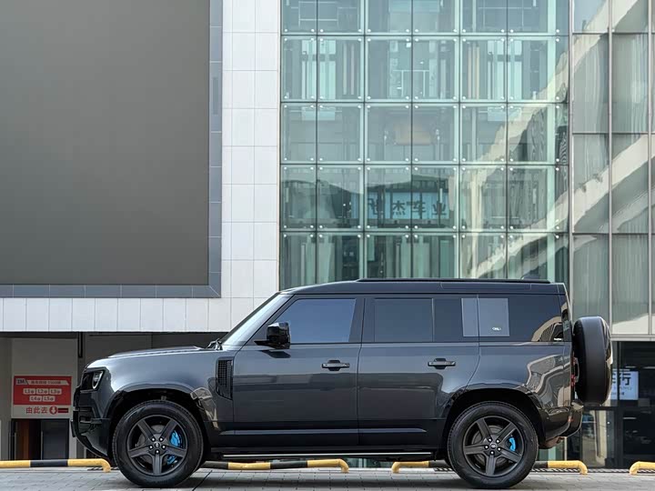 Фото 6 - Land Rover Defender