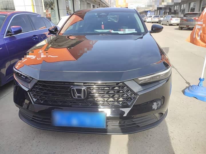 Фото 3 - Honda Accord