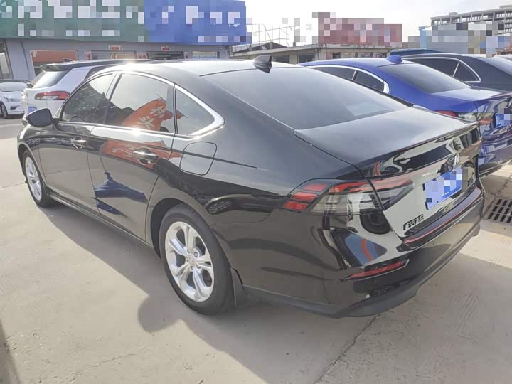 Фото 5 - Honda Accord