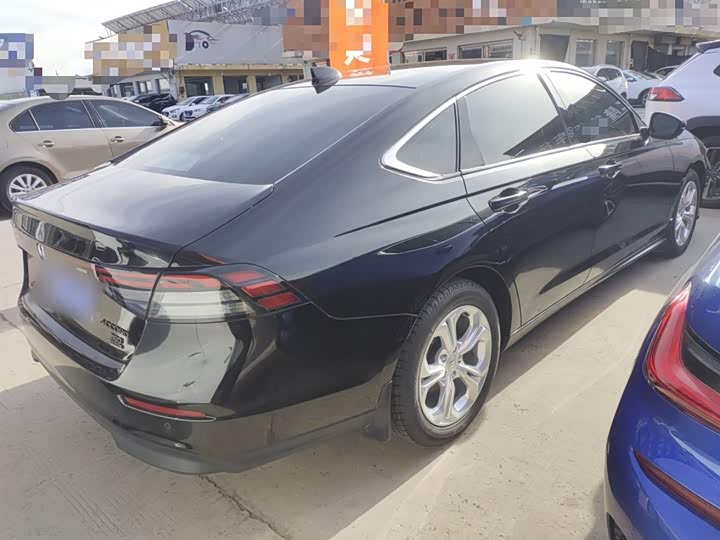 Фото 7 - Honda Accord