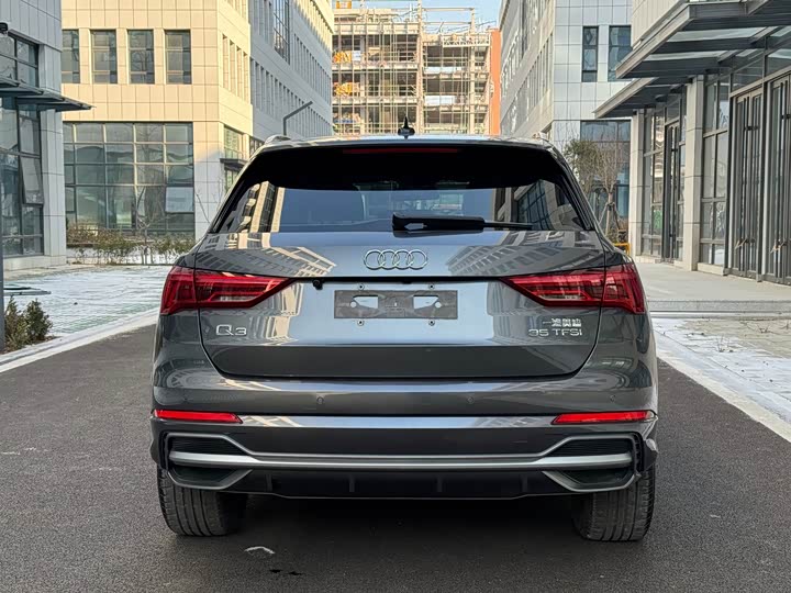 Фото 7 - Audi Q3