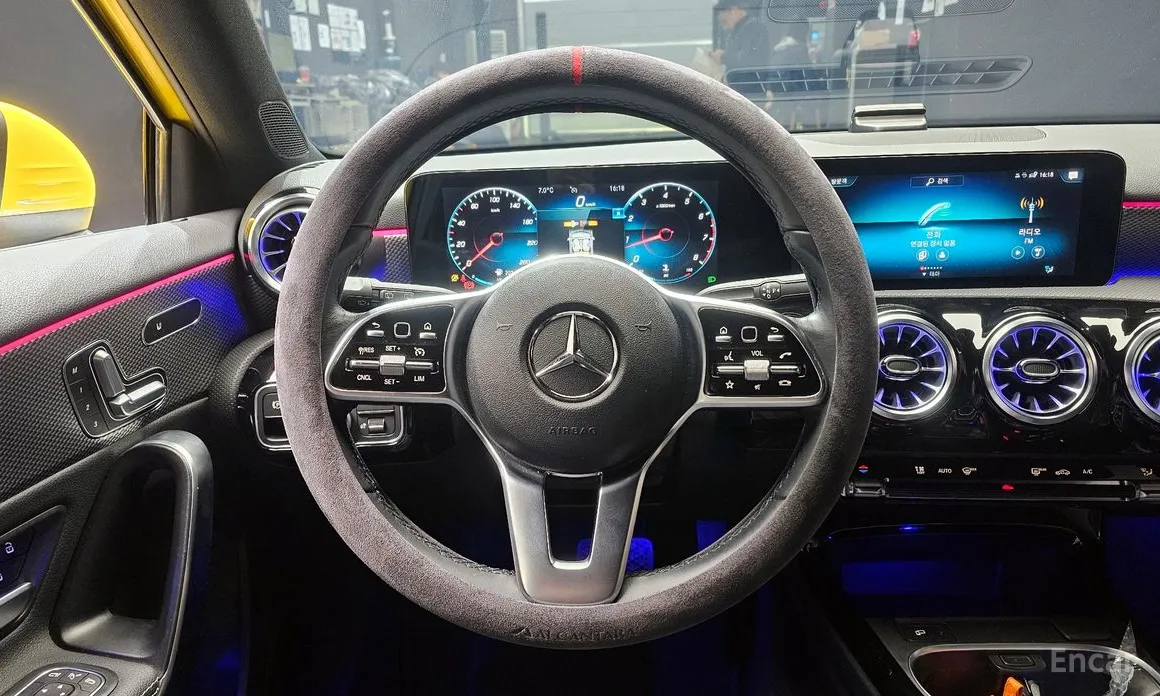 Фото 14 - Mercedes-Benz A-Class