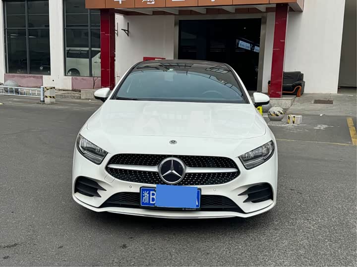 Фото 2 - Mercedes-Benz A-Class