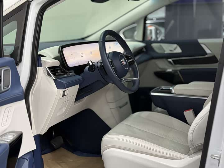 Фото 4 - Buick GL8 Century